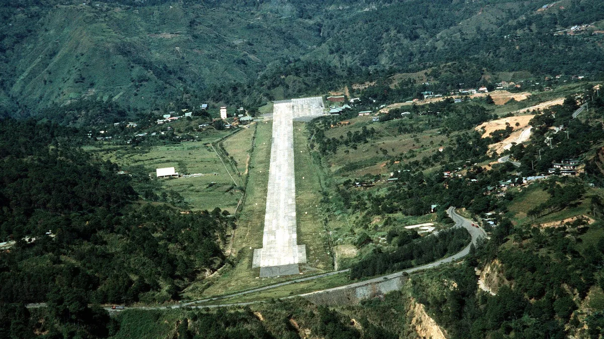 Loakan Airport in Philippines