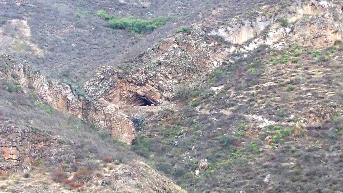 Guitarrero Cave in Peru