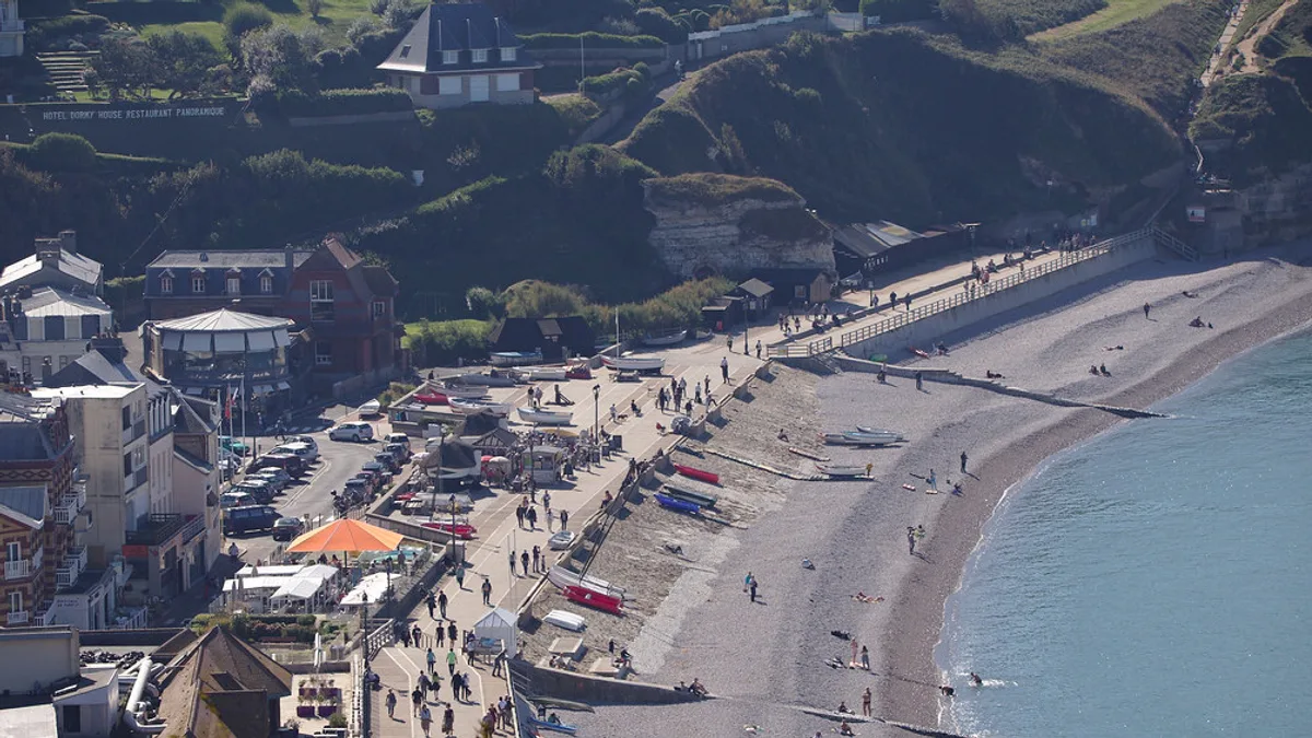Plage d'Étretat in France