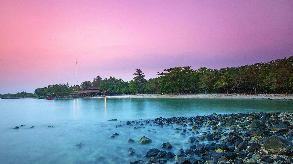 Pantai Tanjung Lesung in Indonesia