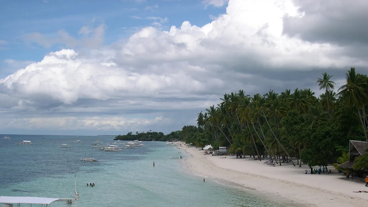 Alona Beach in Philippines
