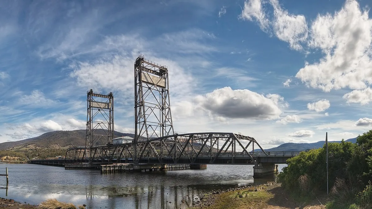 Bridgewater Bridge in Australia
