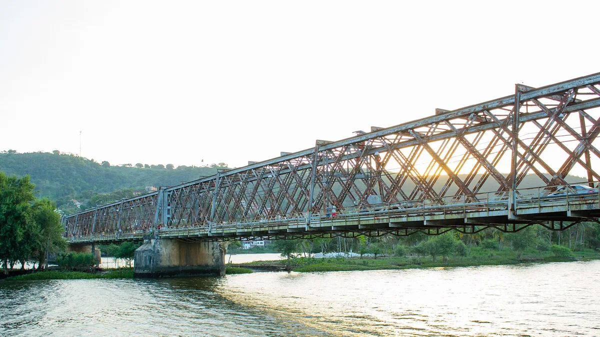 Ponte Dom Pedro II in Brazil