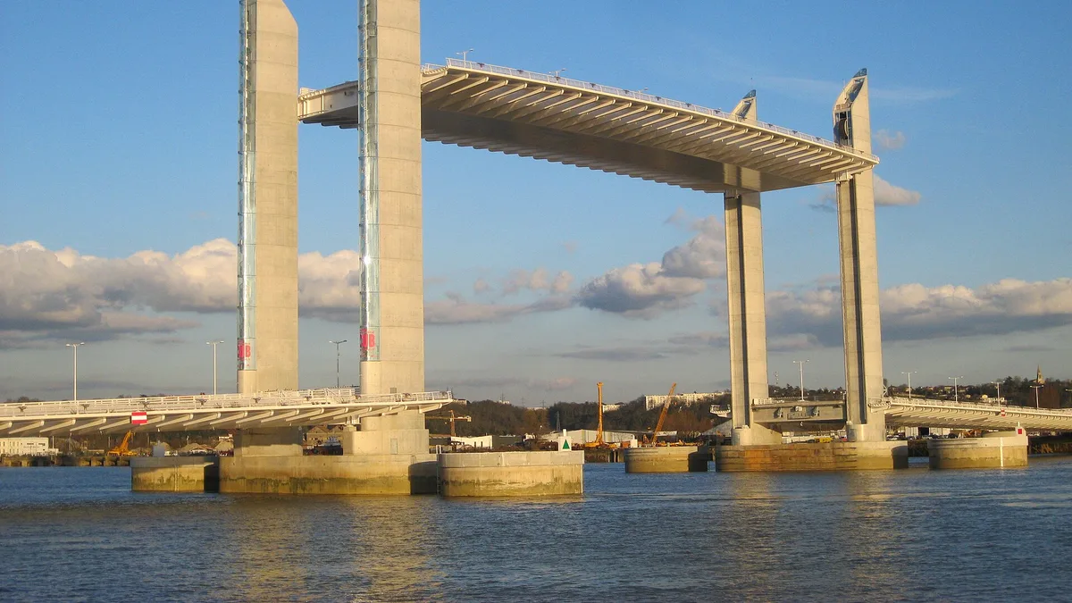 Pont Jacques Chaban-Delmas in France