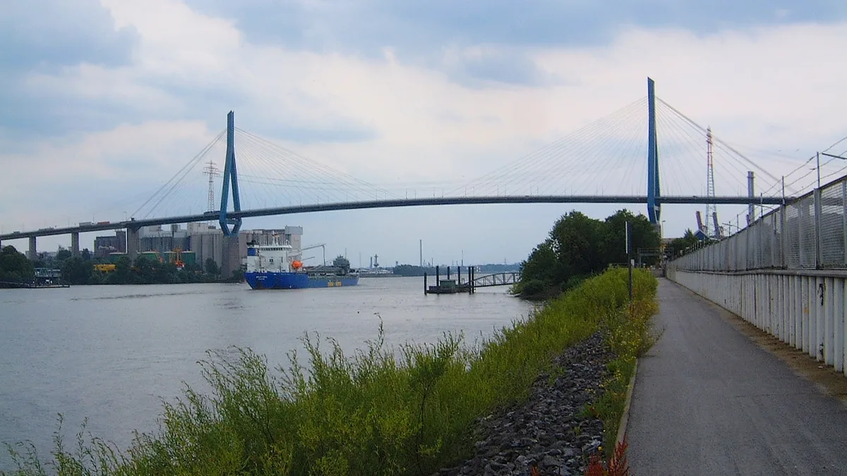Köhlbrand Bridge in Germany