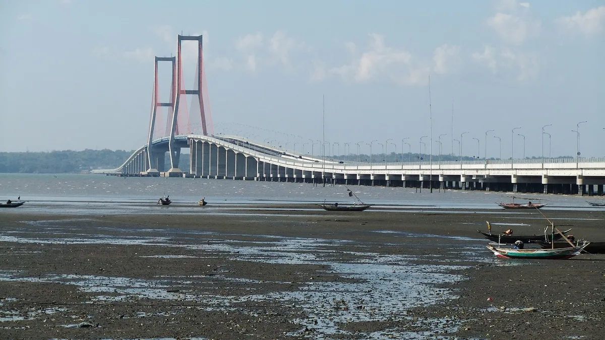 Suramadu National Bridge in Indonesia