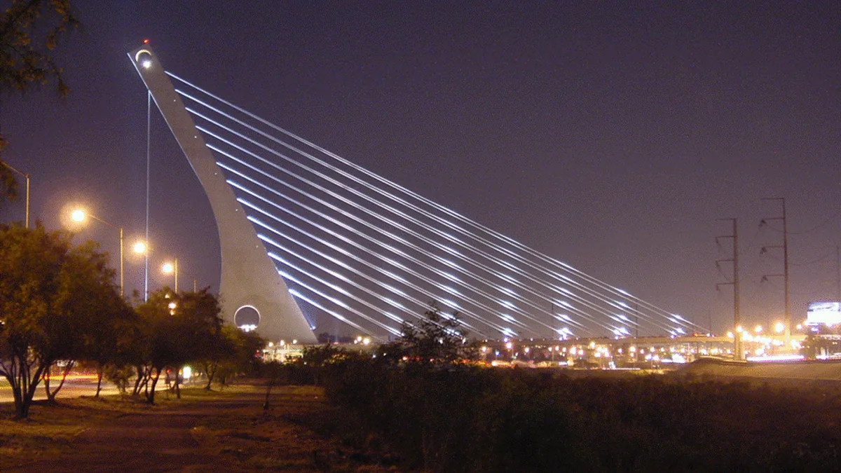 Puente La Unidad in Mexico