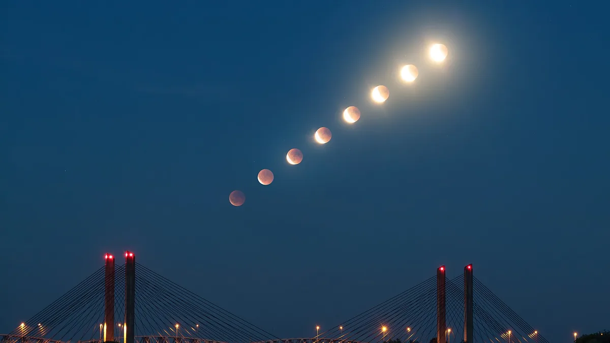 Martinus Nijhoff Bridge in Netherlands