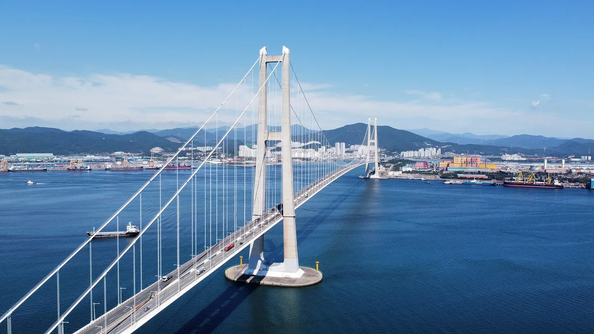Yi Sun-sin Bridge in South Korea