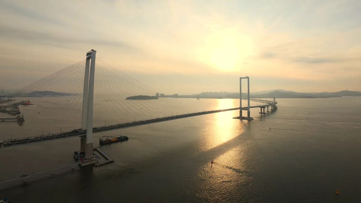 Cheongna Haneul Bridge in South Korea