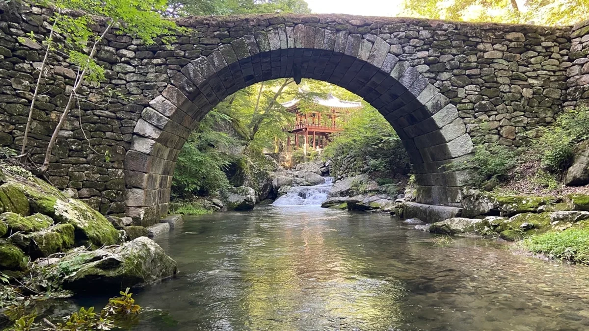 Seungseongyo Bridge in South Korea