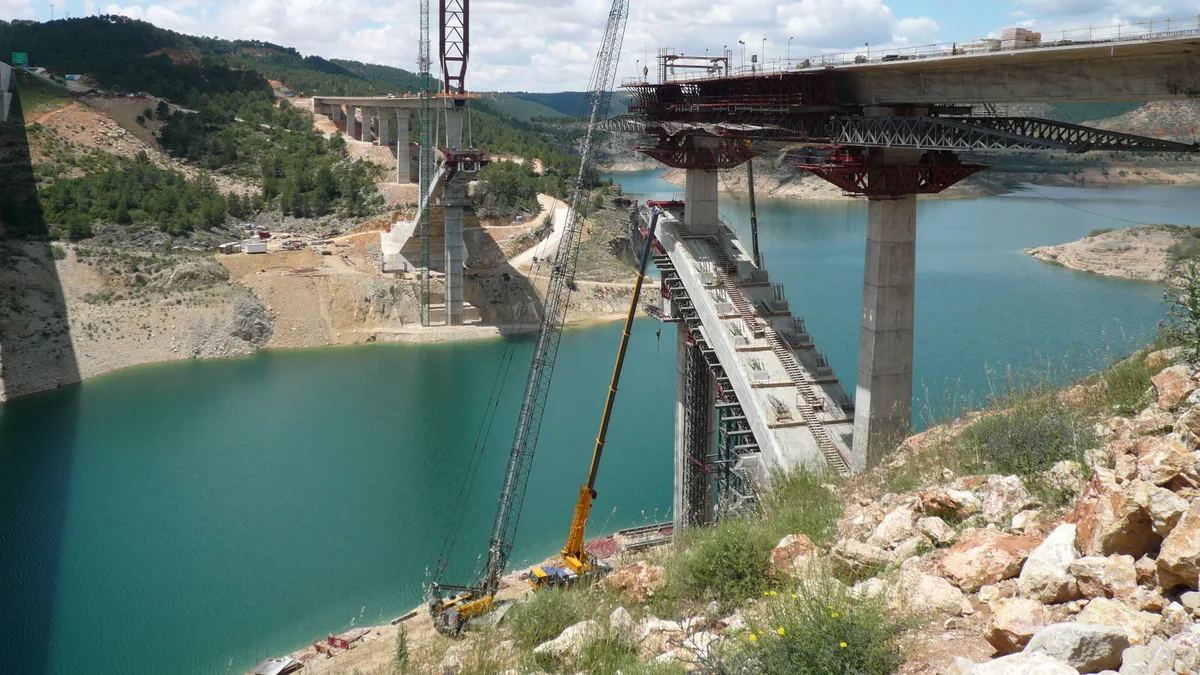 Viaducto de Contreras in Spain