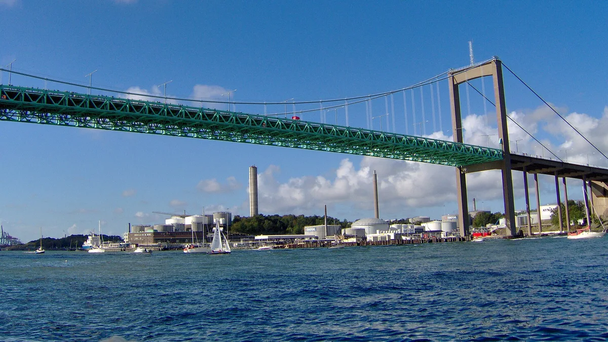 Älvsborg Bridge in Sweden