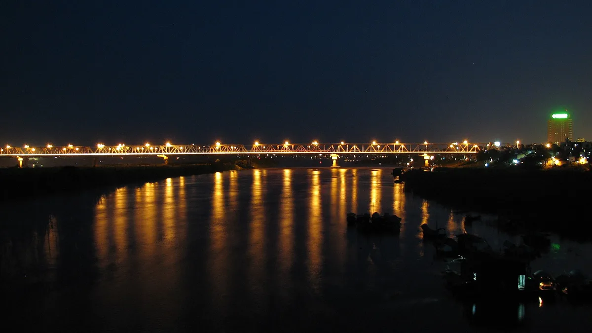 Đuống Bridge in Vietnam