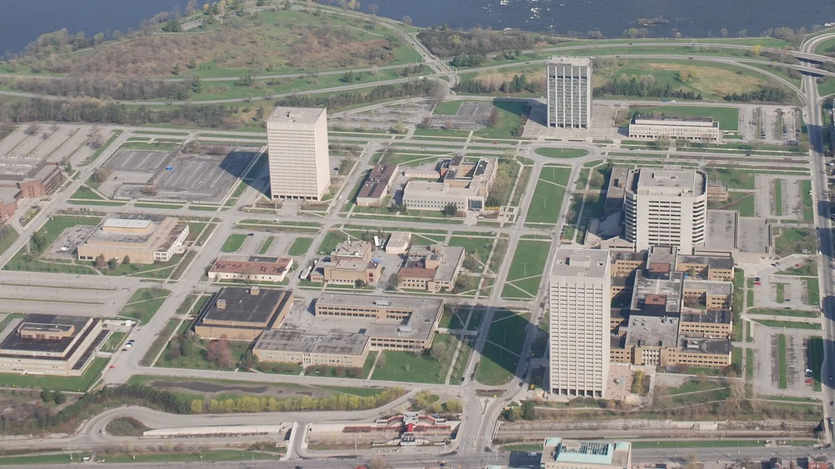 Tunney's Pasture Station in Canada