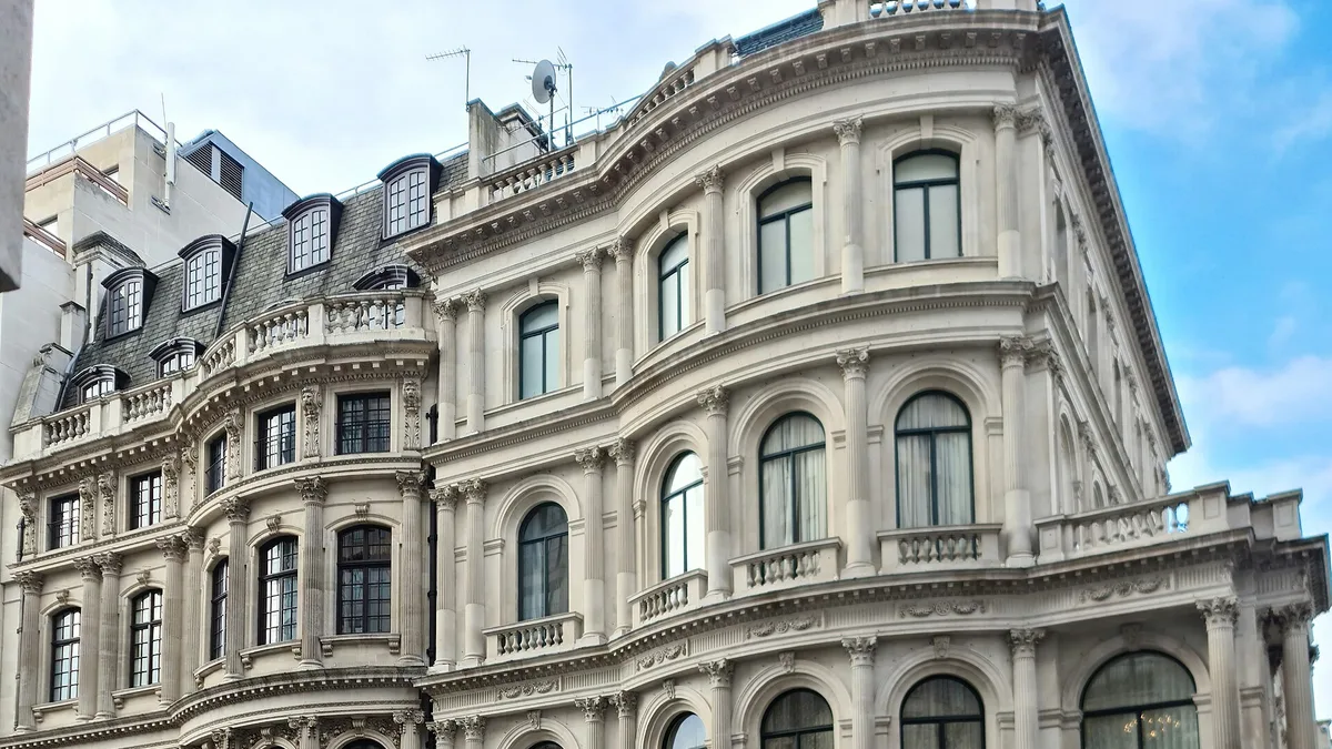 Les Ambassadeurs Club in United Kingdom