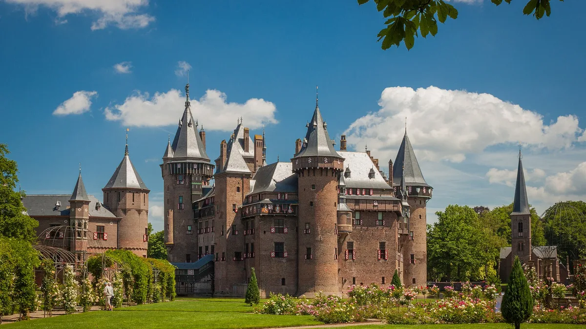 Kasteel de Haar in Netherlands