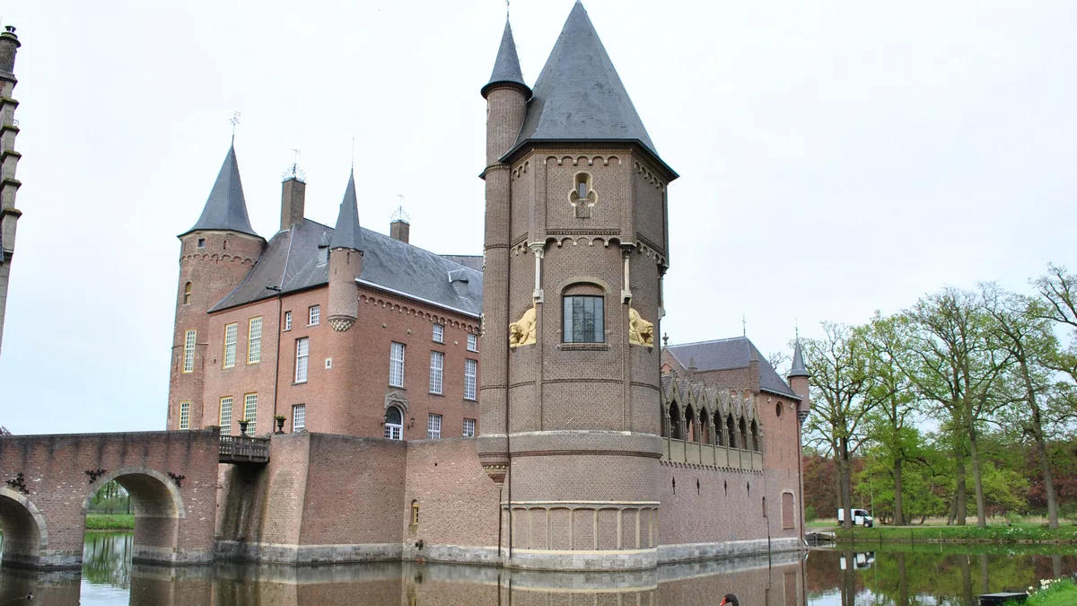 Kasteel Heeswijk in Netherlands