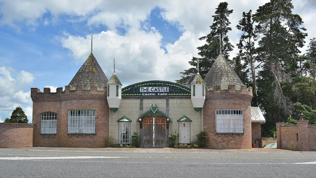 Mangatāwhiri Castle in New Zealand