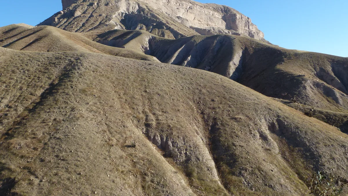 Cerro Baúl in Peru