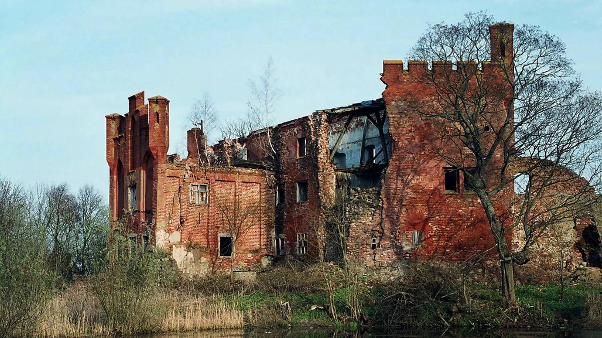 Schaaken Castle in Russia