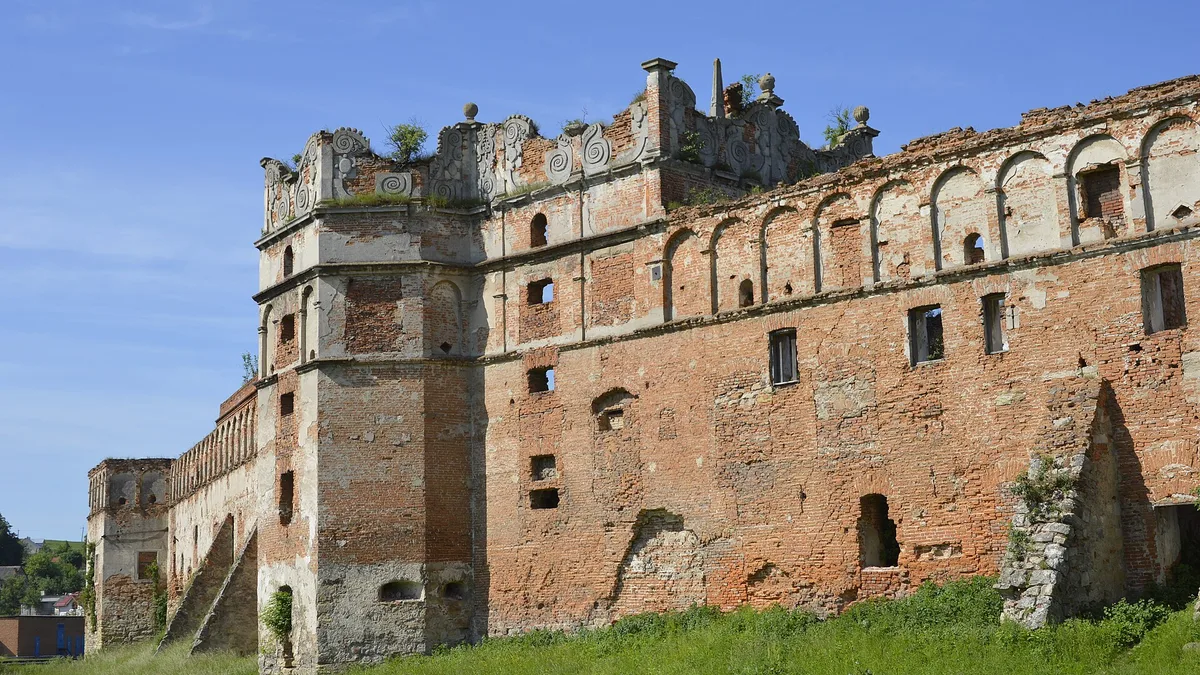 Stare Selo Castle in Ukraine