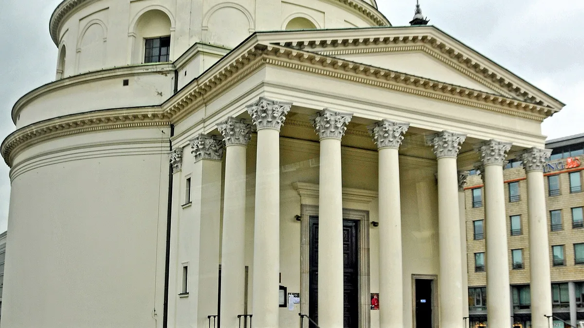 Pantheon in Italy