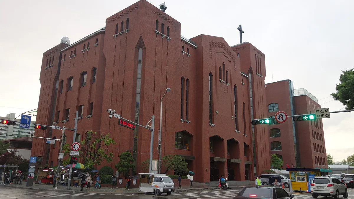 Onnuri Church in South Korea