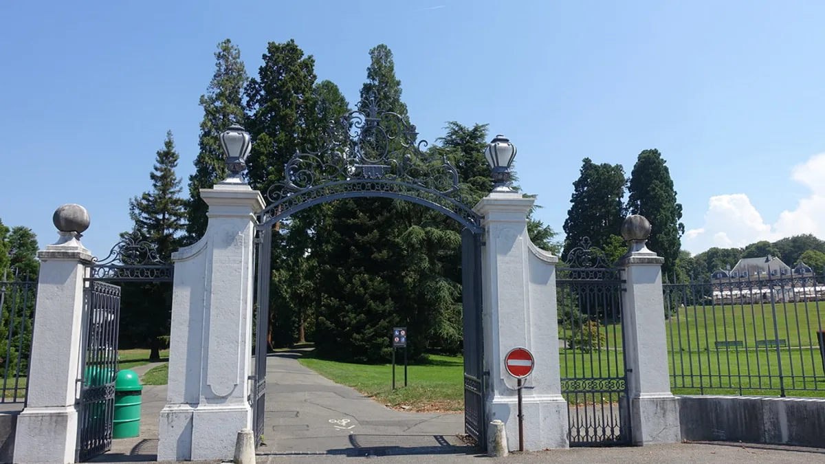 Parc des Eaux-Vives in Switzerland