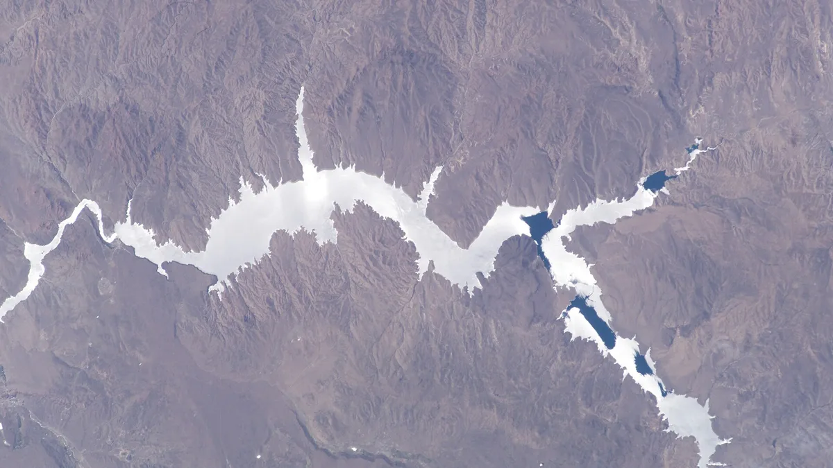Piedra del Águila Dam in Argentina