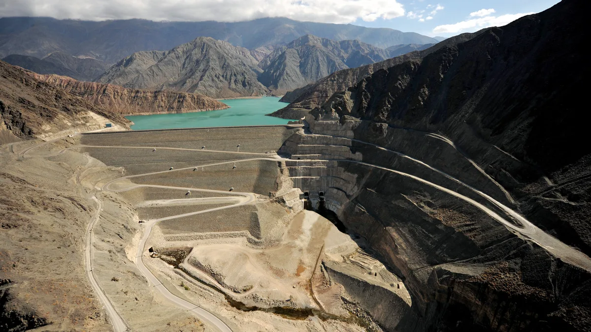 Los Caracoles Dam in Argentina