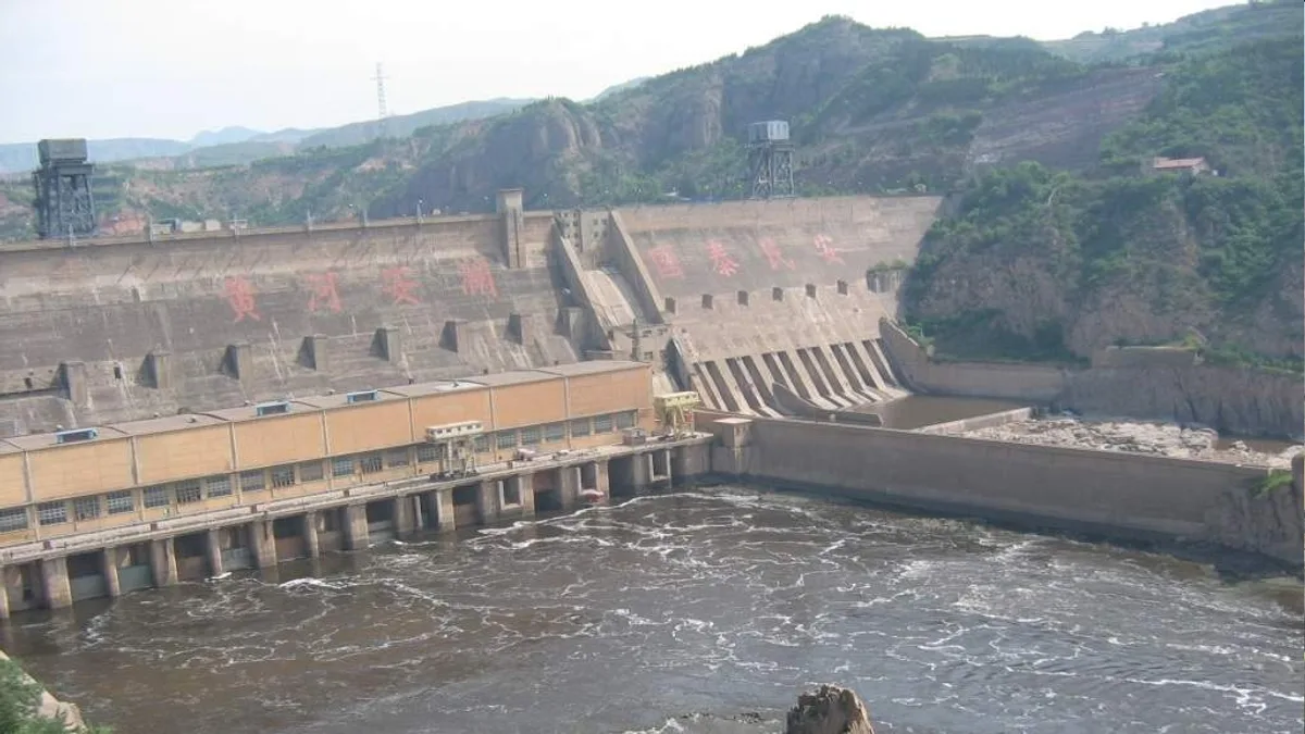 Sanmenxia Dam in China