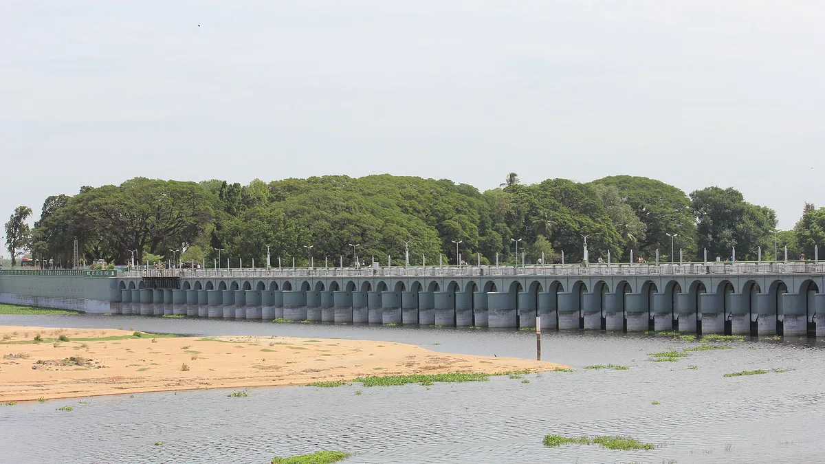 Kallanai Dam in India