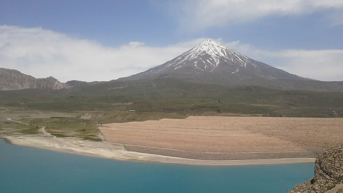 Lar Dam in Iran