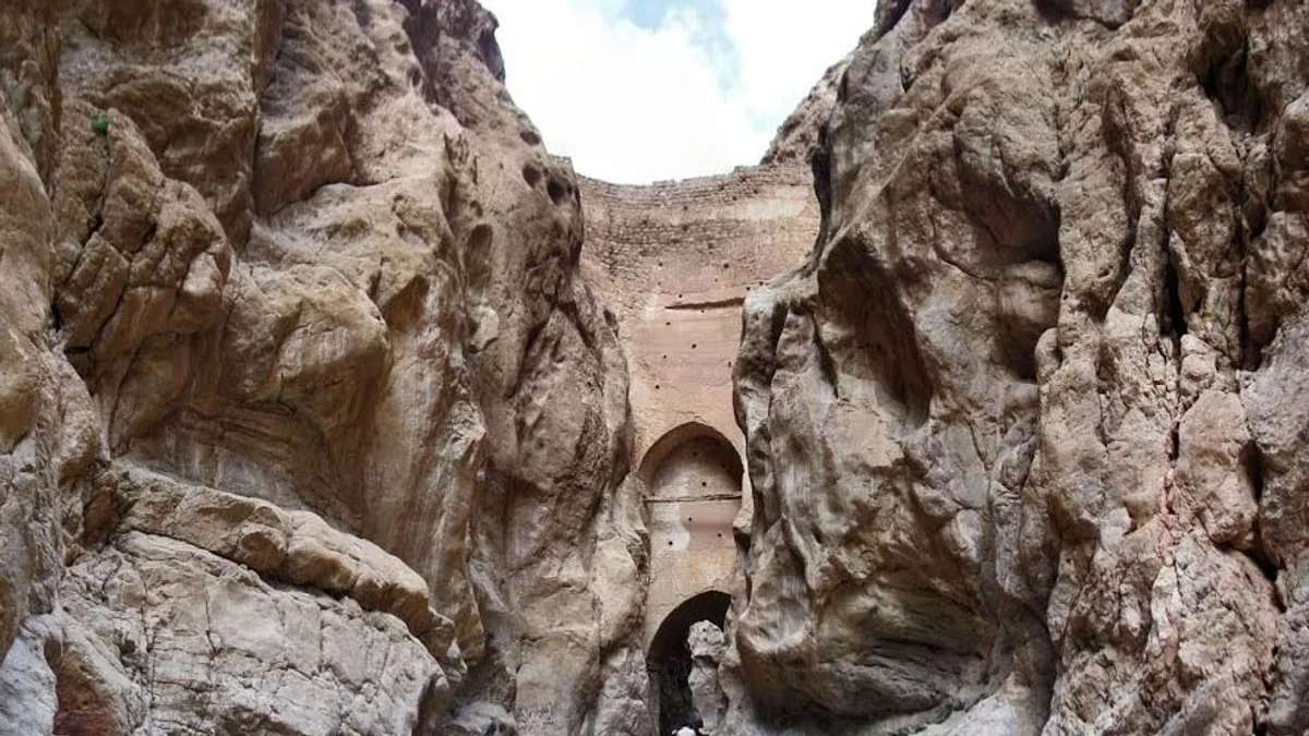 Kurit Dam in Iran