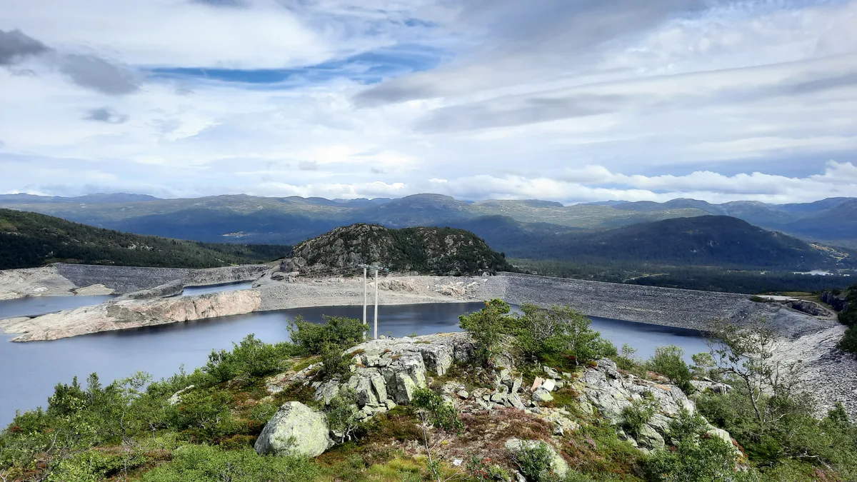 Vatnedalsdammen in Norway