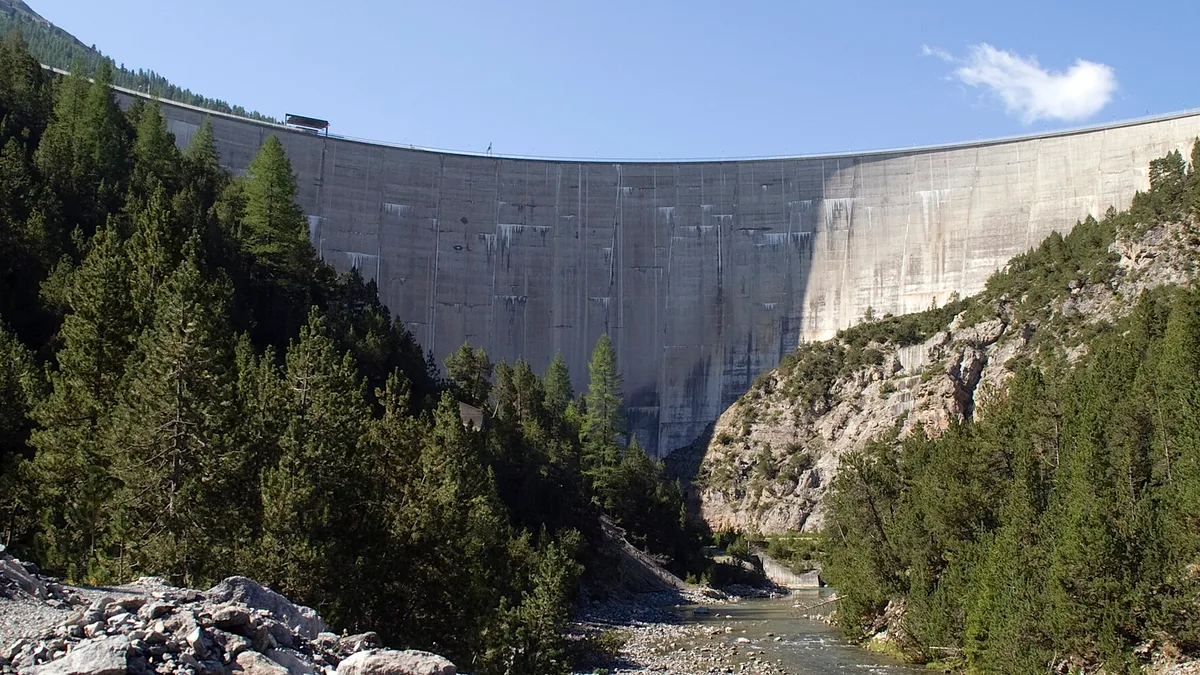 Punt dal Gall Dam in Switzerland