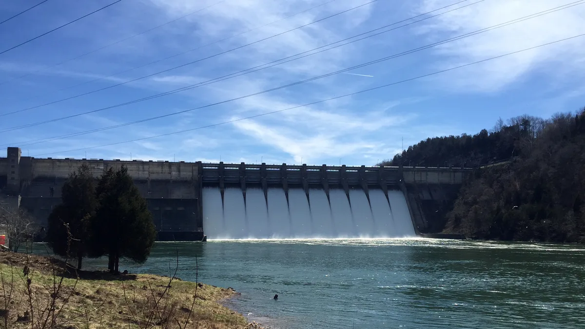 Wolf Creek Dam in United States