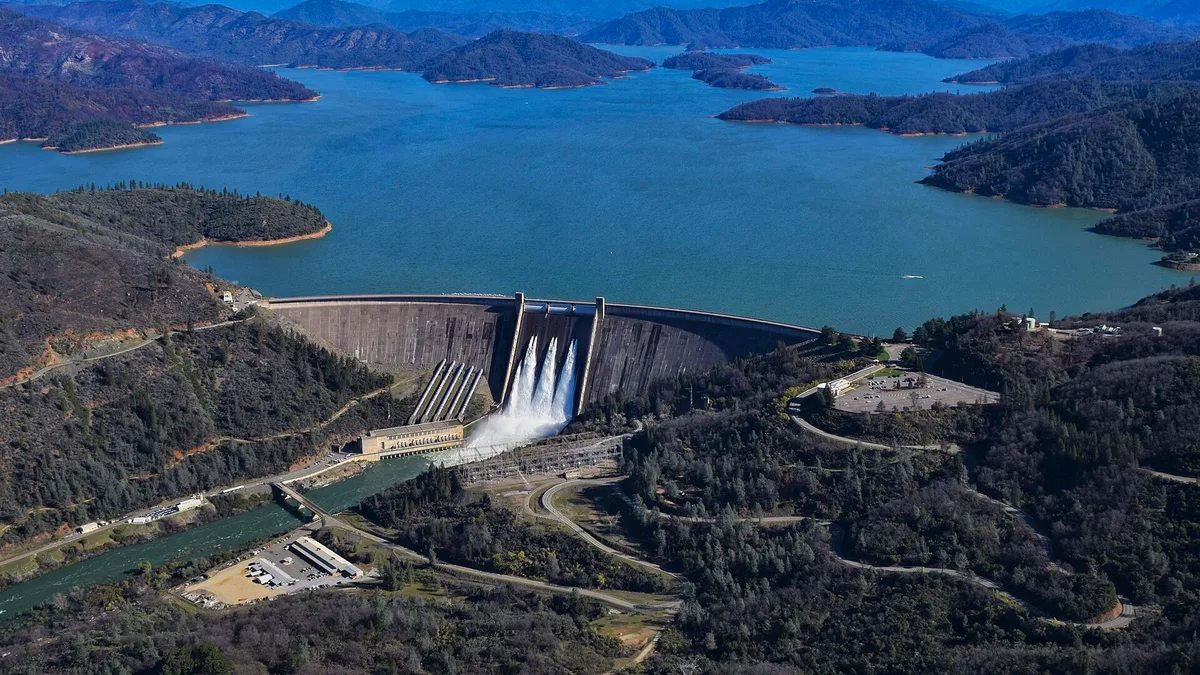 Shasta Dam in United States