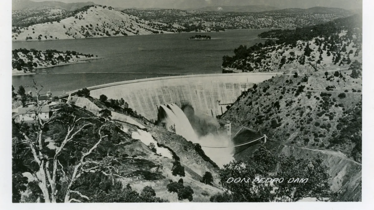 Don Pedro Dam in United States