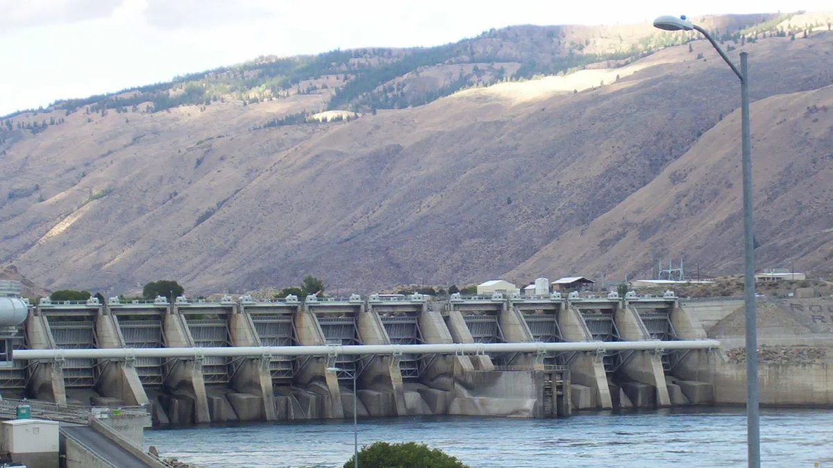 Rocky Reach Dam in United States