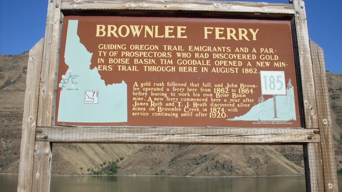 Brownlee Dam in United States