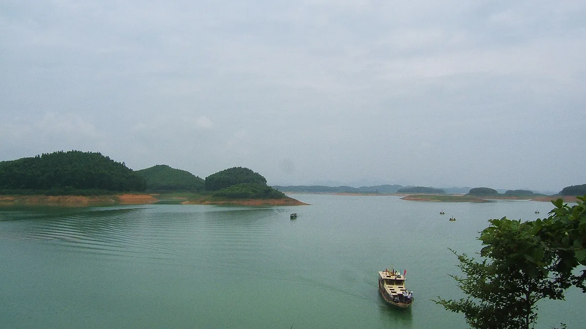 Thác Bà Dam in Vietnam