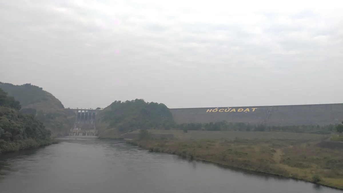 Cửa Đạt Dam in Vietnam