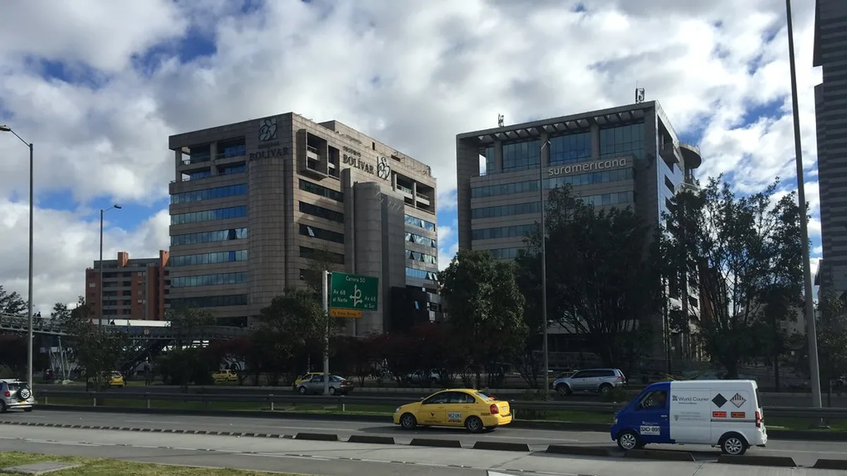 Avenida El Dorado in Colombia