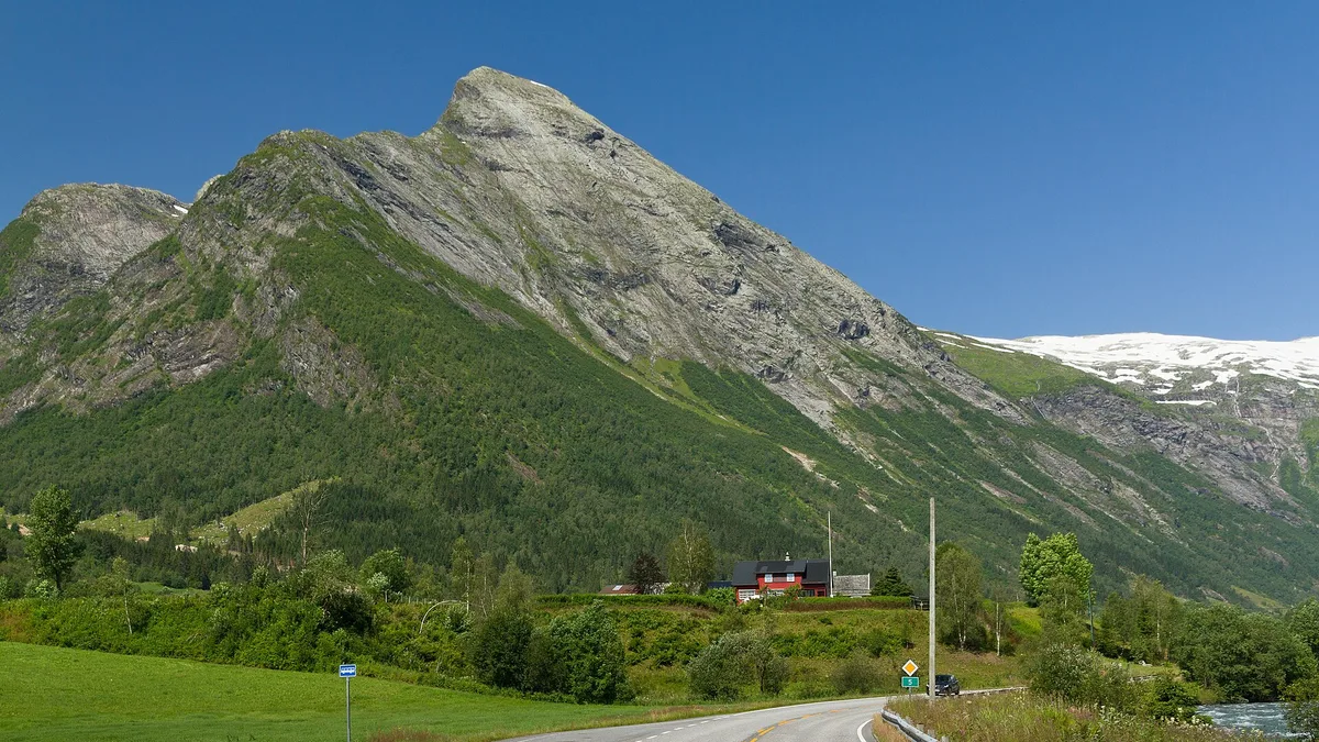 Norwegian National Road 190 in Norway