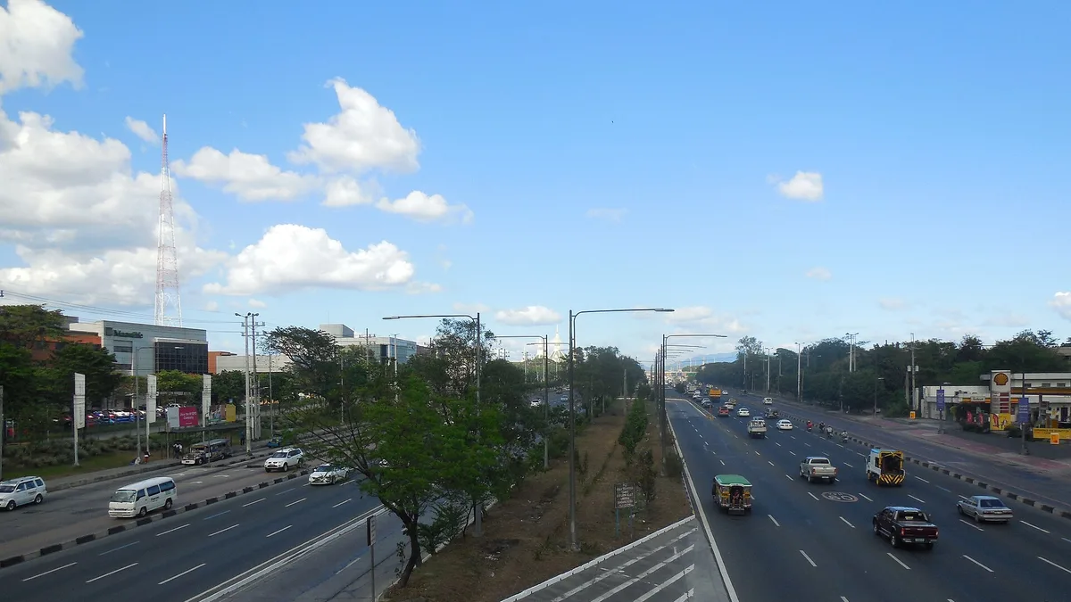 Commonwealth Avenue in Philippines