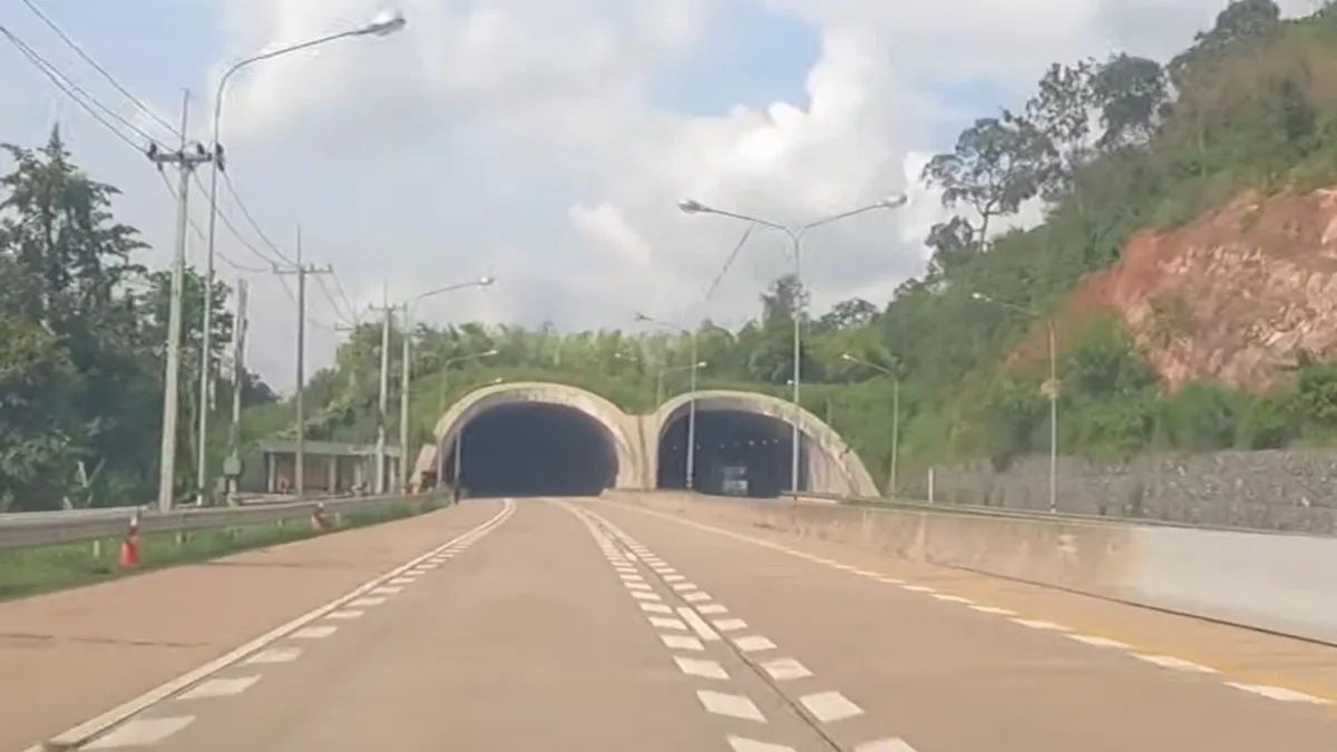 Highway 304 in Thailand