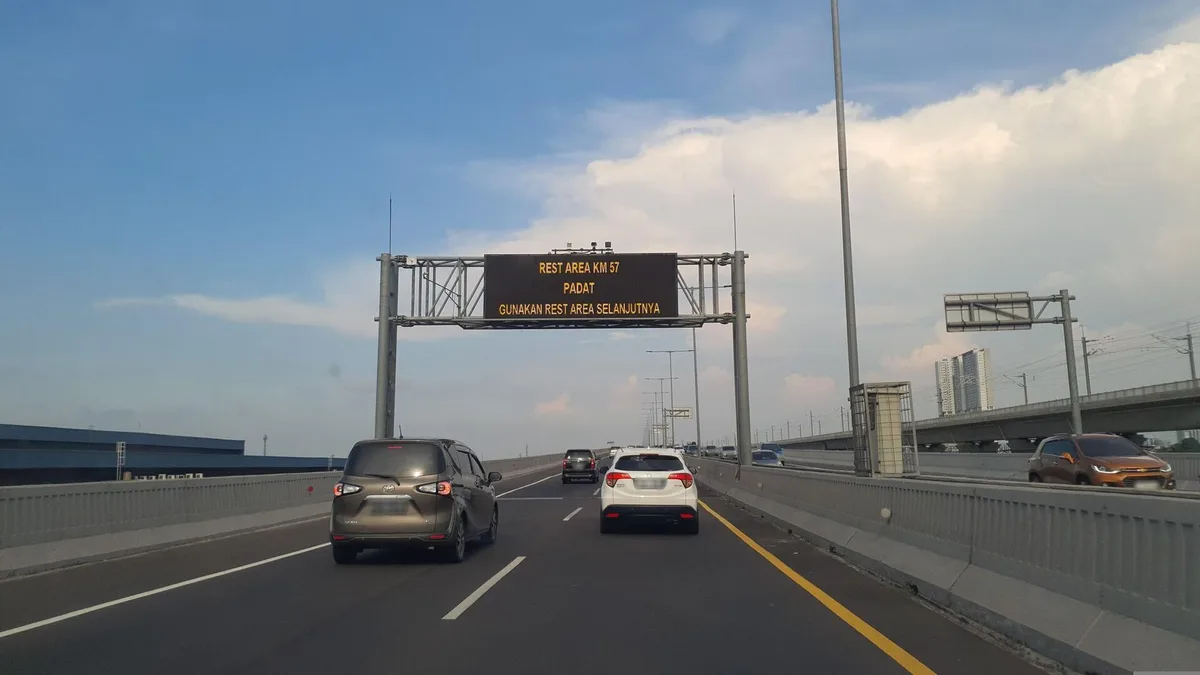 Sheikh Zayed Road in United Arab Emirates