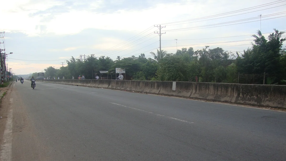 National Route 2 in Vietnam